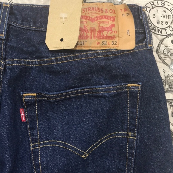 🎁 Levi's Men's 501 Original Fit Jean - Picture 5 of 7